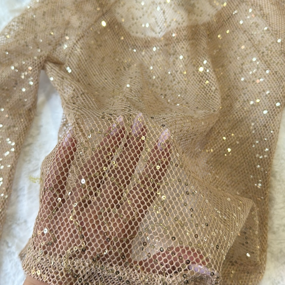 Shirt - Picture 2 of 2